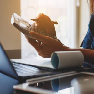 gestión de personal. contratos, nóminas y seguros sociales.